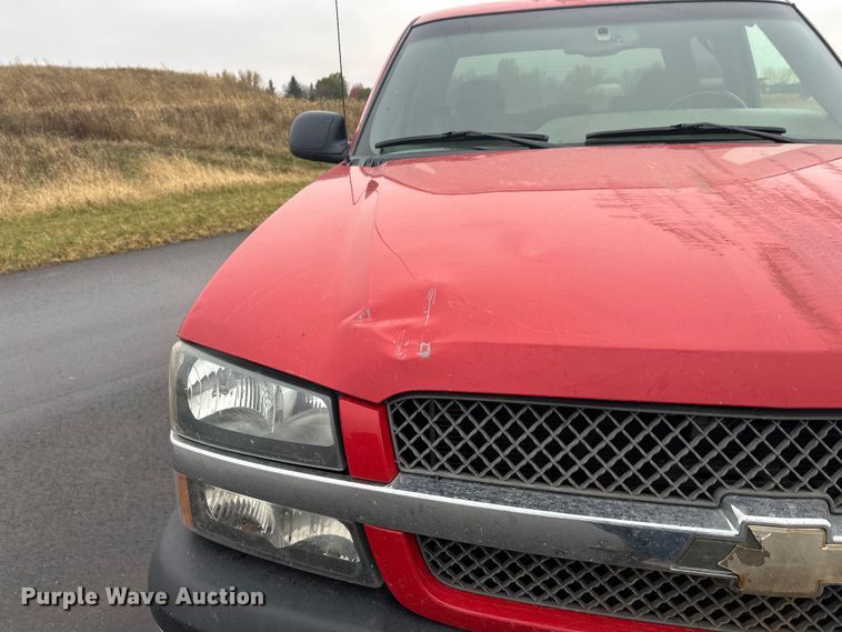 image for item EL0074 2005 Chevrolet Silverado 1500 Crew Cab pickup truck