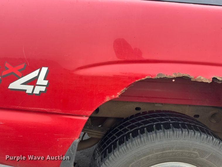 image for item EL0074 2005 Chevrolet Silverado 1500 Crew Cab pickup truck