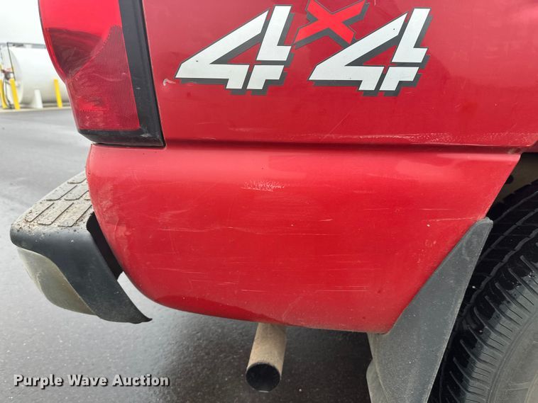 image for item EL0074 2005 Chevrolet Silverado 1500 Crew Cab pickup truck