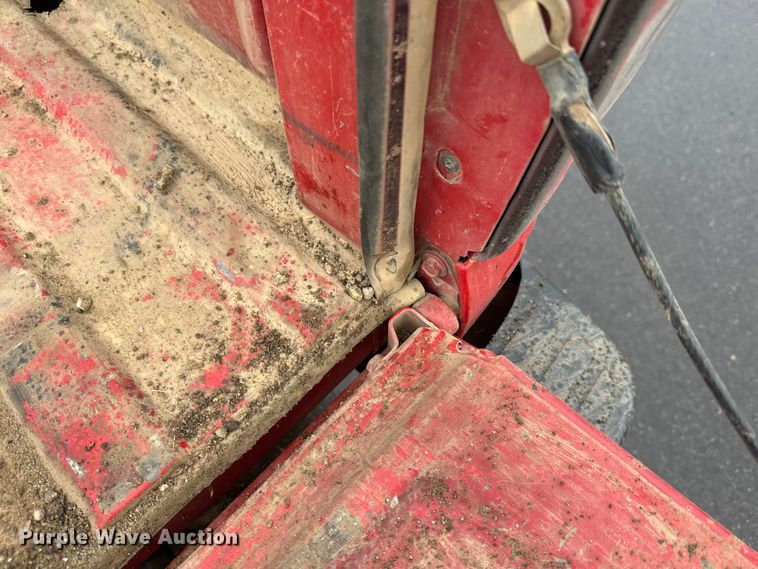 image for item EL0074 2005 Chevrolet Silverado 1500 Crew Cab pickup truck