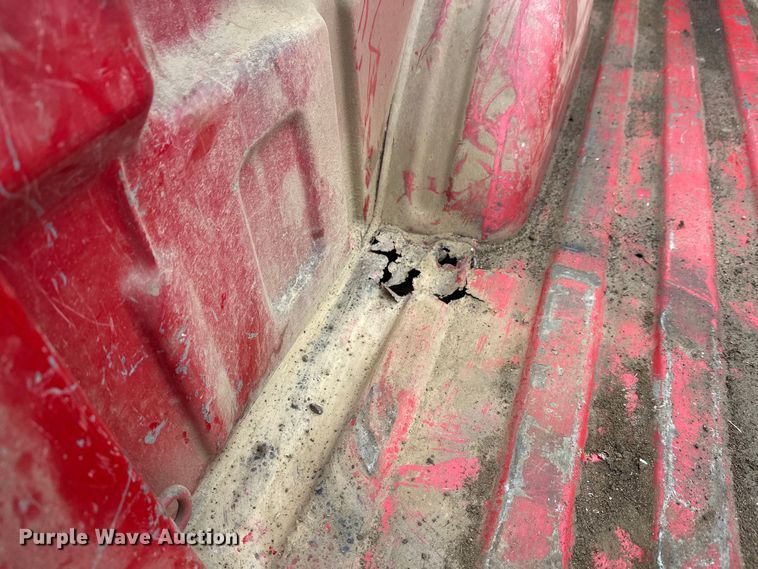 image for item EL0074 2005 Chevrolet Silverado 1500 Crew Cab pickup truck