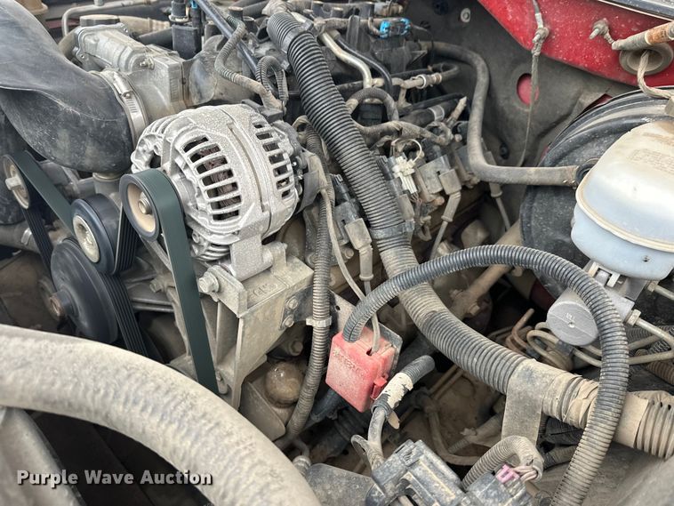 image for item EL0074 2005 Chevrolet Silverado 1500 Crew Cab pickup truck