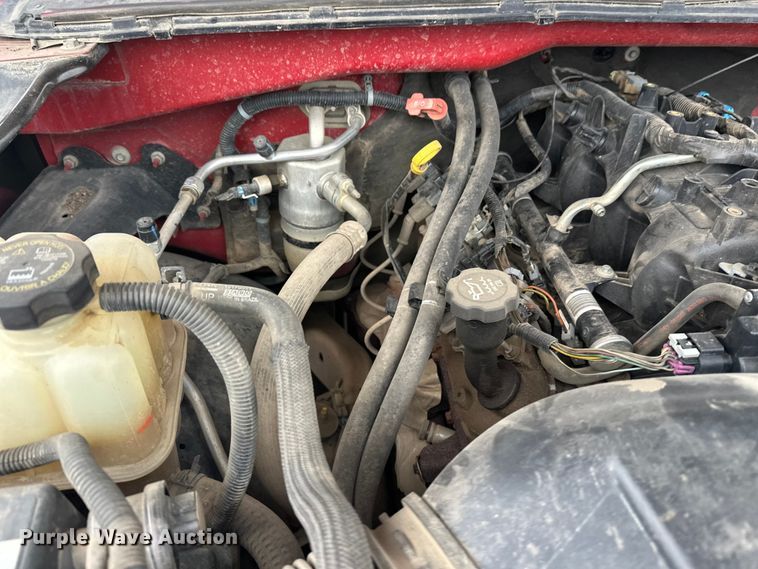 image for item EL0074 2005 Chevrolet Silverado 1500 Crew Cab pickup truck