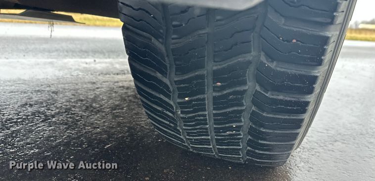 image for item EL0074 2005 Chevrolet Silverado 1500 Crew Cab pickup truck