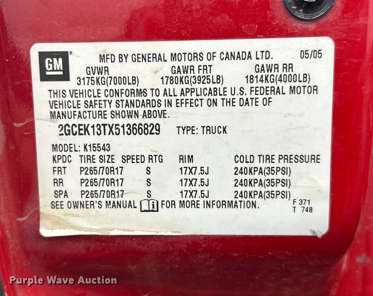 image for item EL0074 2005 Chevrolet Silverado 1500 Crew Cab pickup truck