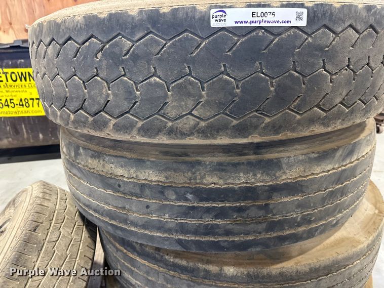 image for item EL0076 (10) tires and wheels