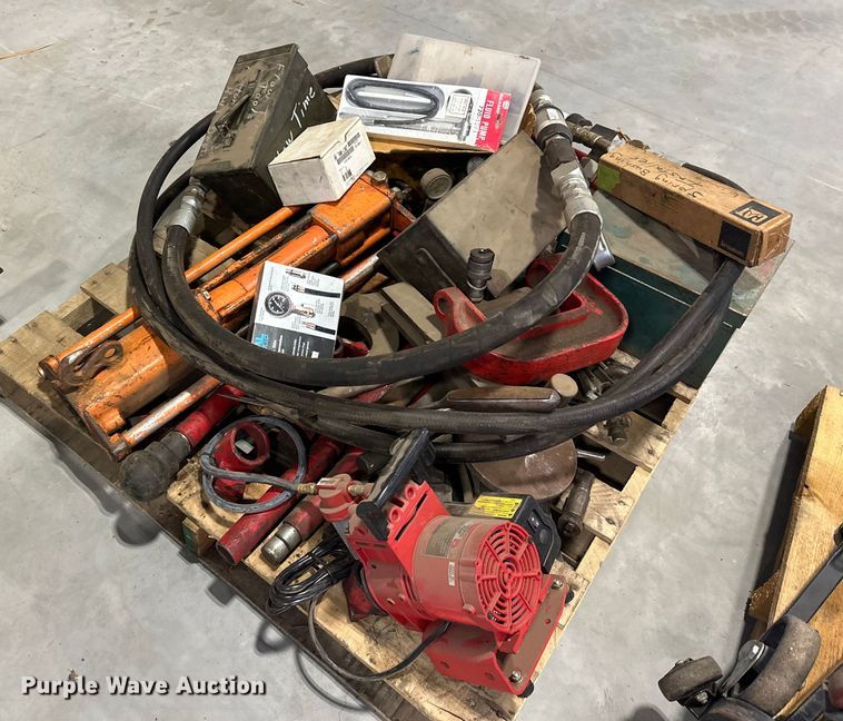 image for item EL0077 Tools