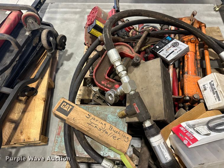 image for item EL0077 Tools