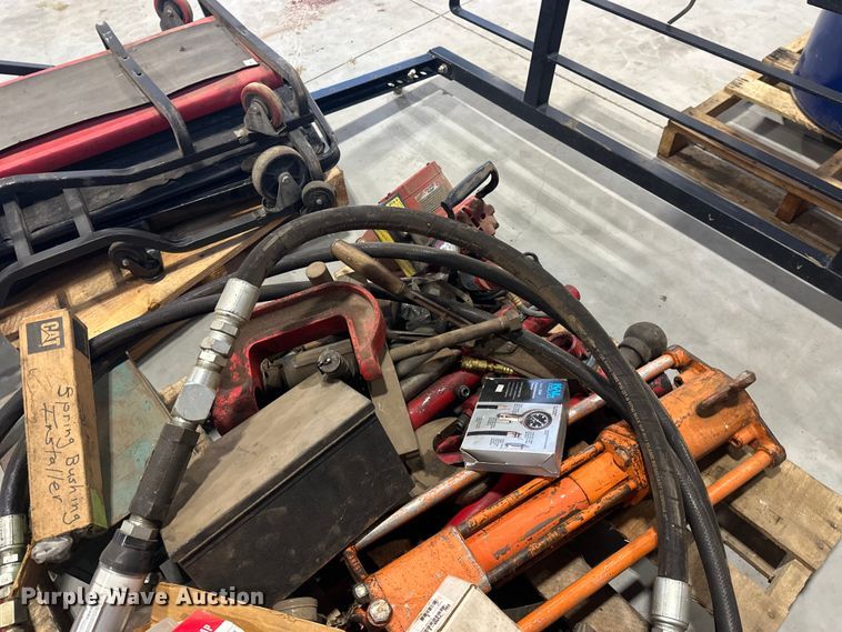 image for item EL0077 Tools