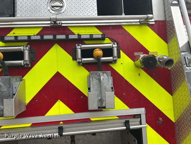 image for item EL0083 2003 Spartan pumper fire truck