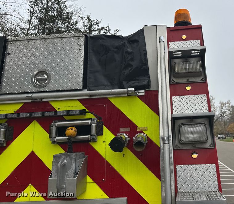 image for item EL0083 2003 Spartan pumper fire truck