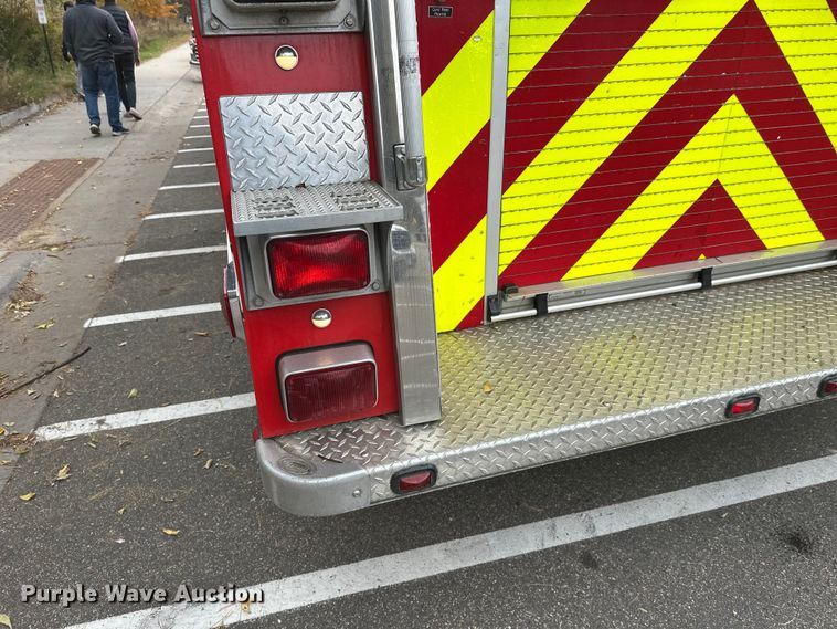 image for item EL0083 2003 Spartan pumper fire truck