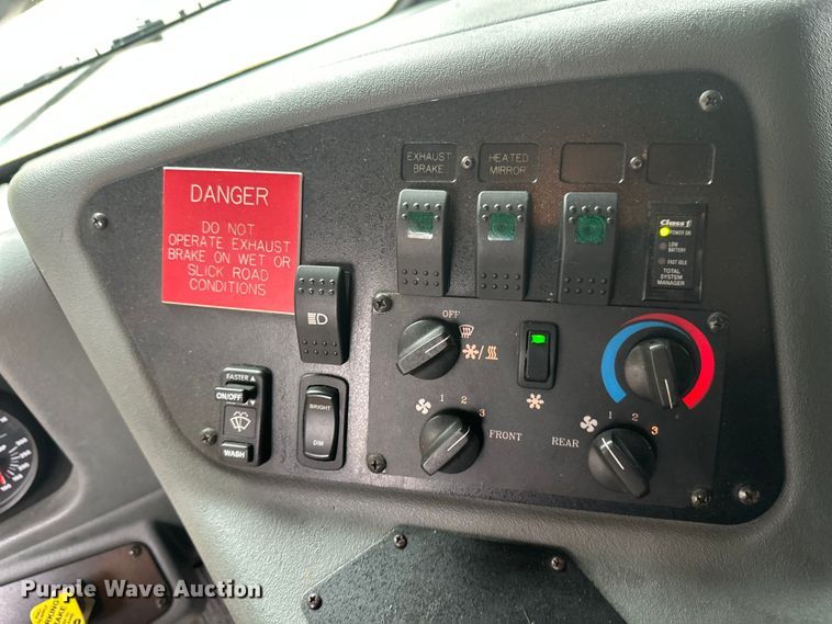 image for item EL0083 2003 Spartan pumper fire truck