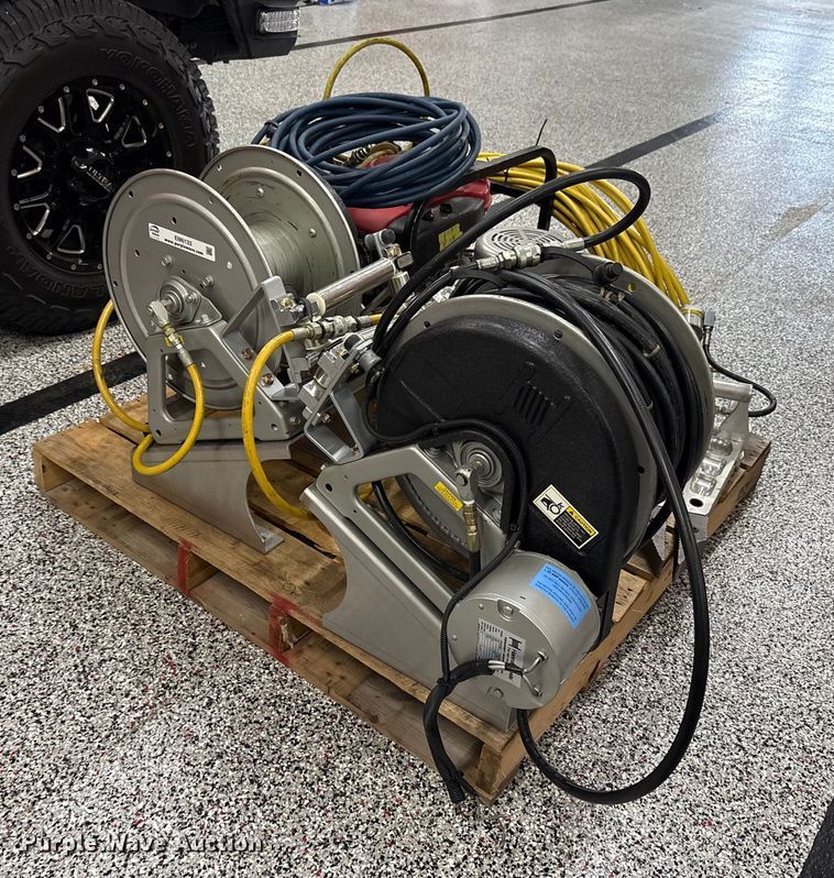 image for item EM6133 Amkus M 30 C jaws of life rescue tool