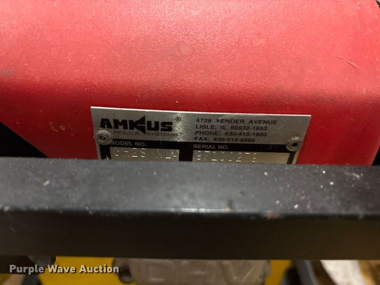image for item EM6133 Amkus M 30 C jaws of life rescue tool
