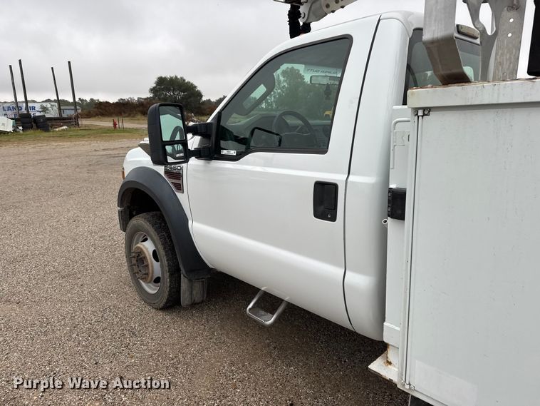 image for item EM8497 2009 Ford F550 Super Duty bucket truck