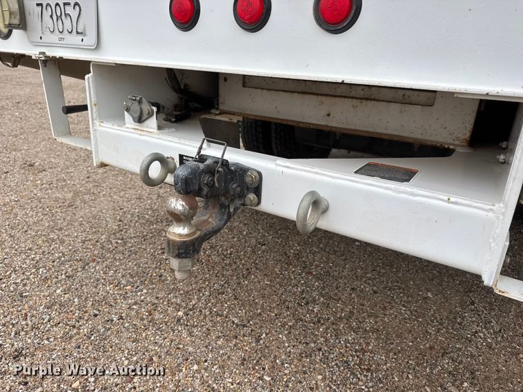 image for item EM8497 2009 Ford F550 Super Duty bucket truck