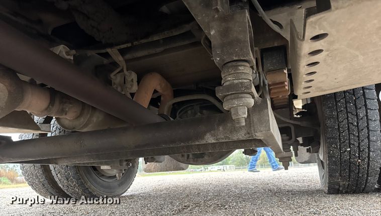 image for item EM8497 2009 Ford F550 Super Duty bucket truck