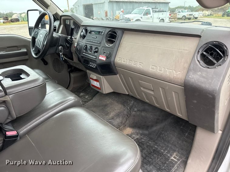 image for item EM8497 2009 Ford F550 Super Duty bucket truck