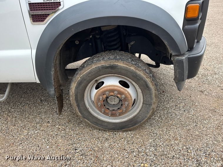 image for item EM8497 2009 Ford F550 Super Duty bucket truck