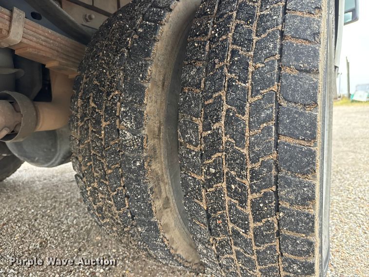 image for item EM8497 2009 Ford F550 Super Duty bucket truck