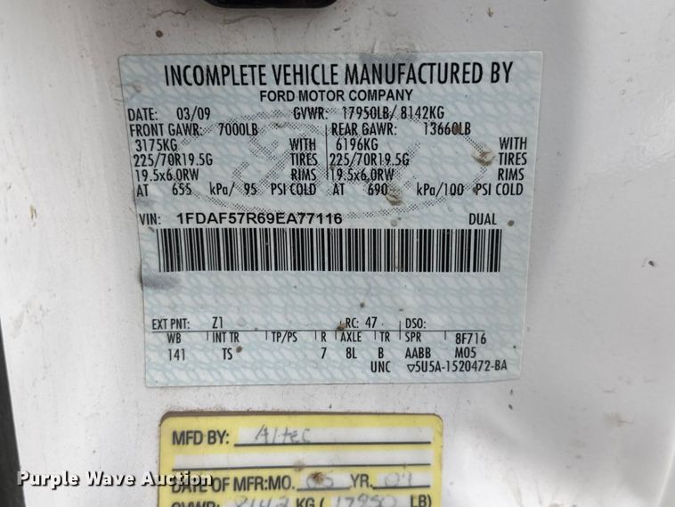 image for item EM8497 2009 Ford F550 Super Duty bucket truck