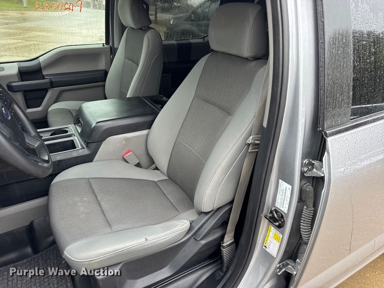 image for item EN0585 2020 Ford F150 XL SuperCrew pickup truck