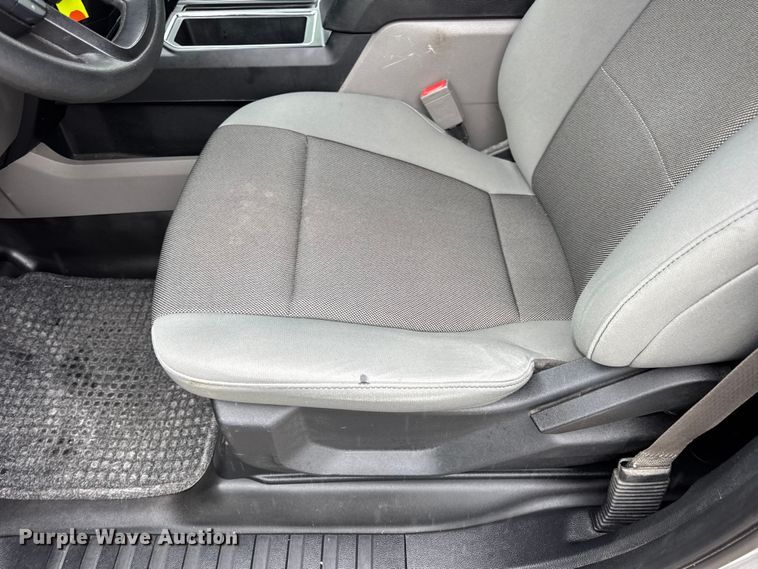 image for item EN0585 2020 Ford F150 XL SuperCrew pickup truck