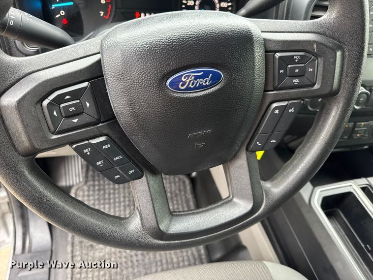 image for item EN0585 2020 Ford F150 XL SuperCrew pickup truck