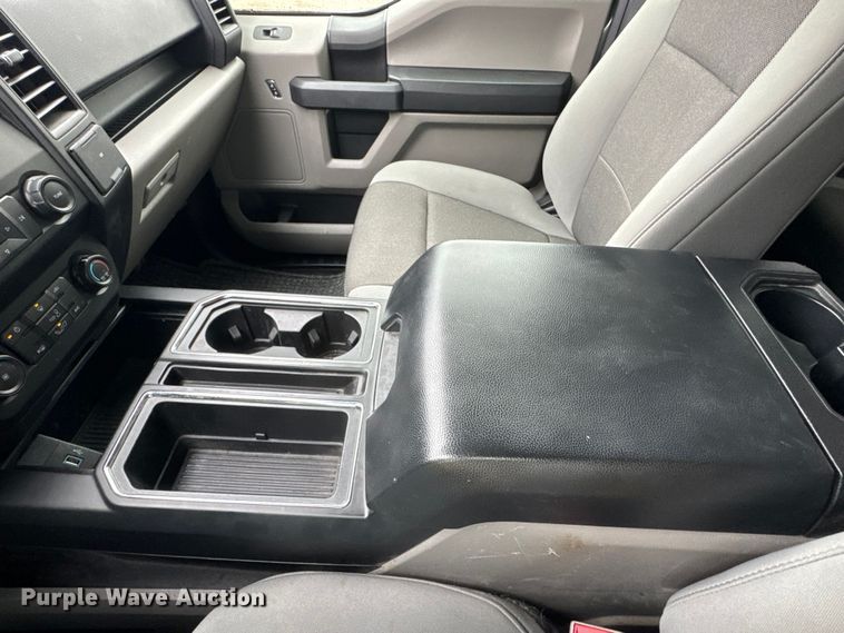 image for item EN0585 2020 Ford F150 XL SuperCrew pickup truck