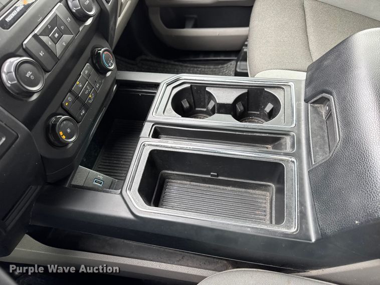 image for item EN0585 2020 Ford F150 XL SuperCrew pickup truck