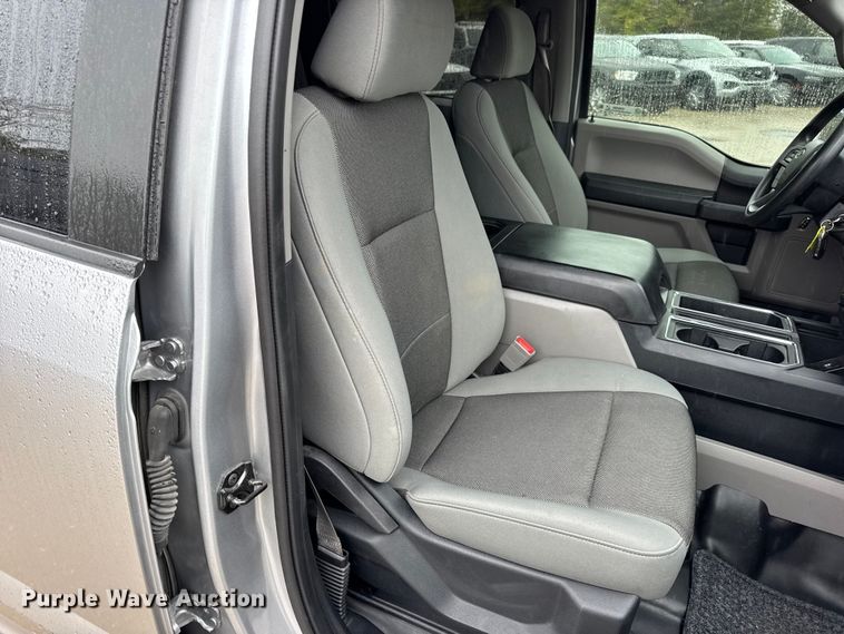 image for item EN0585 2020 Ford F150 XL SuperCrew pickup truck