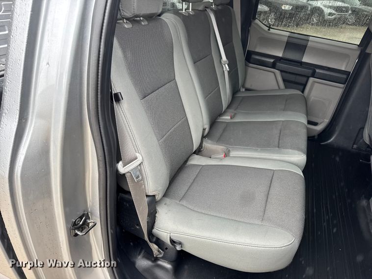 image for item EN0585 2020 Ford F150 XL SuperCrew pickup truck