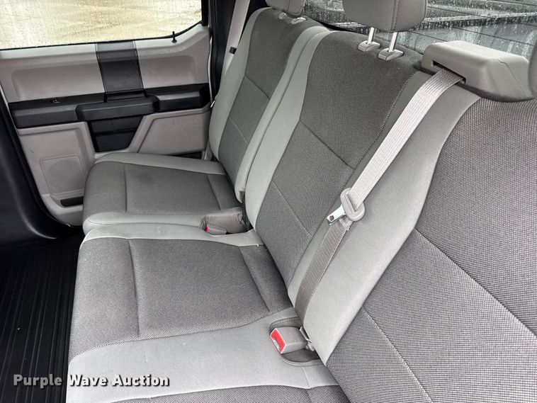 image for item EN0585 2020 Ford F150 XL SuperCrew pickup truck