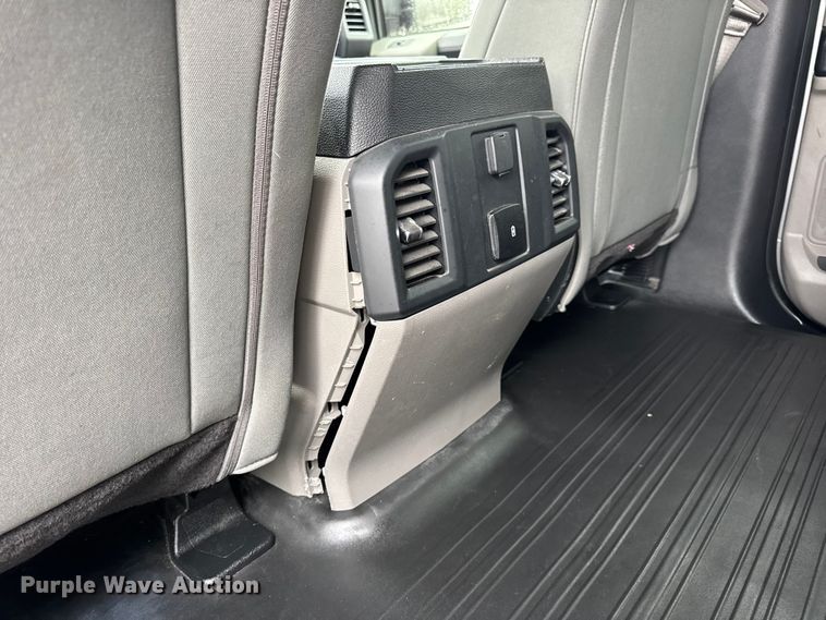 image for item EN0585 2020 Ford F150 XL SuperCrew pickup truck