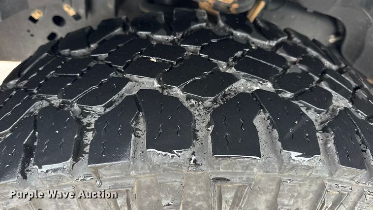 image for item EN0585 2020 Ford F150 XL SuperCrew pickup truck