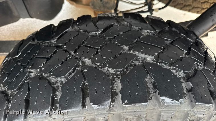 image for item EN0585 2020 Ford F150 XL SuperCrew pickup truck