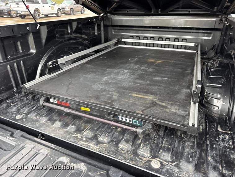 image for item EN0586 2019 Ford F250 Crew Cab pickup truck