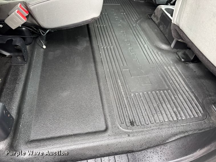 image for item EN0586 2019 Ford F250 Crew Cab pickup truck