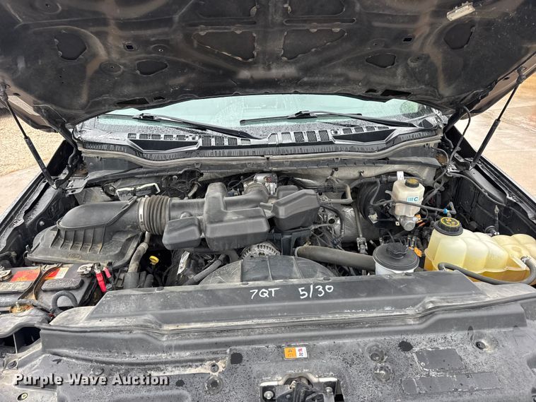 image for item EN0586 2019 Ford F250 Crew Cab pickup truck