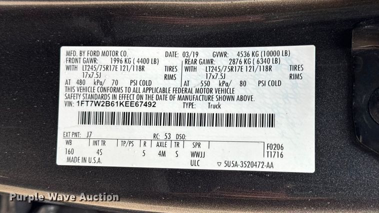 image for item EN0586 2019 Ford F250 Crew Cab pickup truck