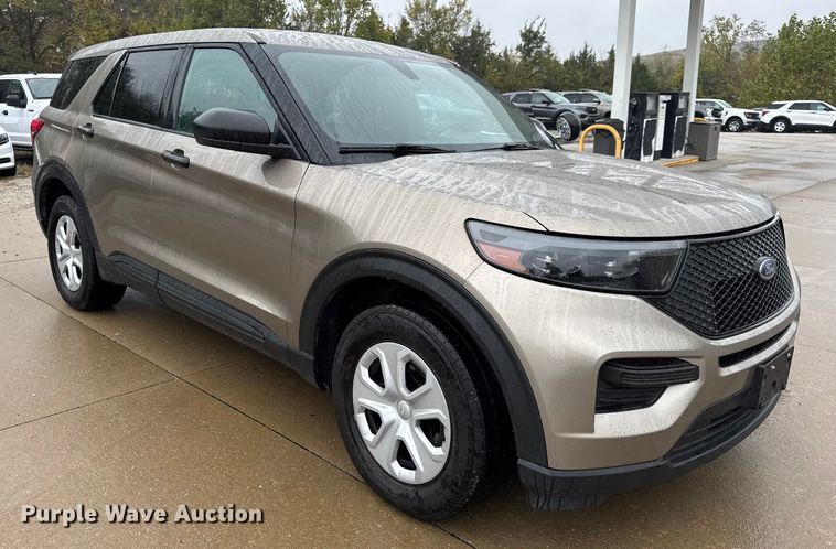 image for item EN0587 2020 Ford Explorer Police Interceptor SUV