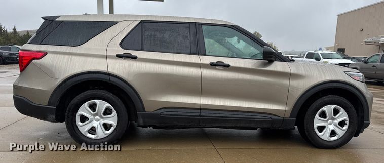 image for item EN0587 2020 Ford Explorer Police Interceptor SUV