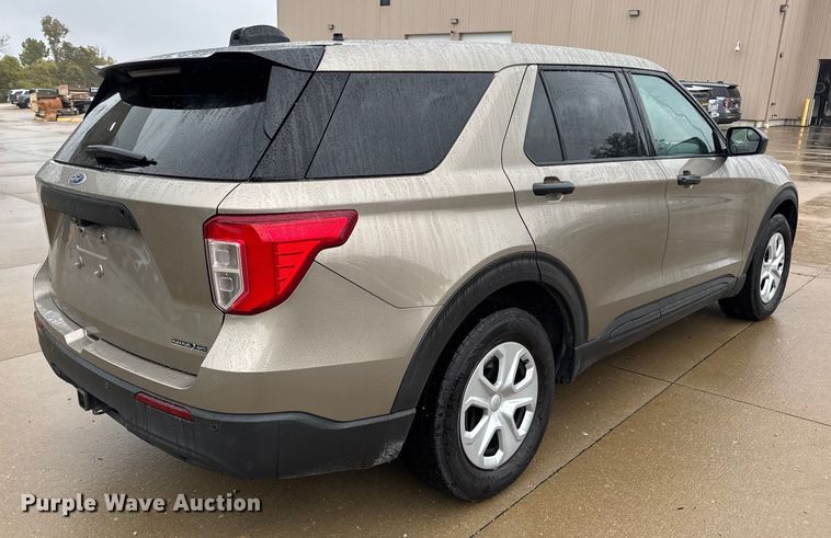 image for item EN0587 2020 Ford Explorer Police Interceptor SUV
