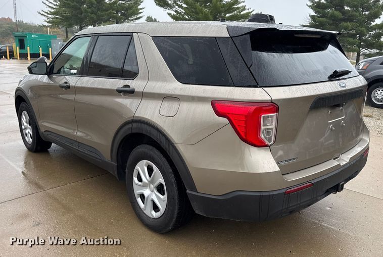 image for item EN0587 2020 Ford Explorer Police Interceptor SUV