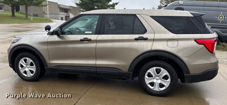 image for item EN0587 2020 Ford Explorer Police Interceptor SUV