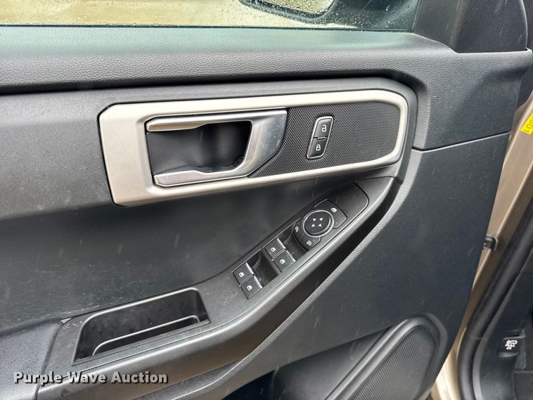 image for item EN0587 2020 Ford Explorer Police Interceptor SUV