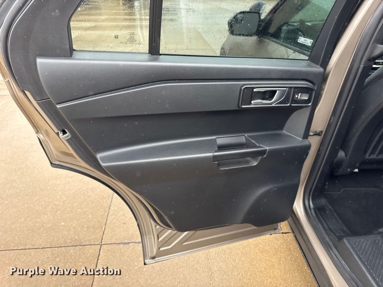 image for item EN0587 2020 Ford Explorer Police Interceptor SUV