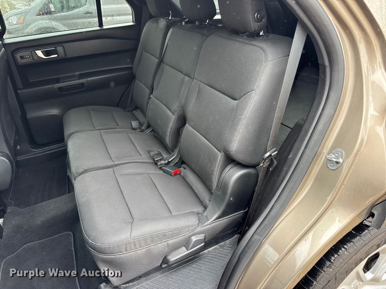 image for item EN0587 2020 Ford Explorer Police Interceptor SUV