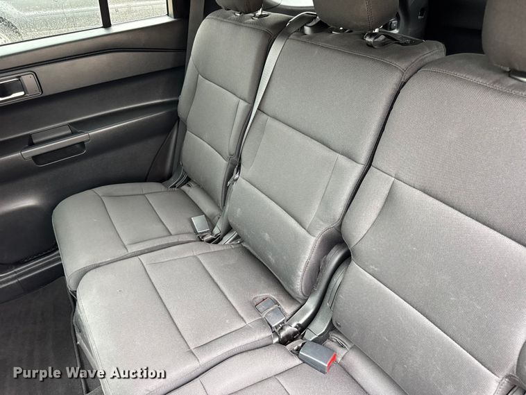 image for item EN0587 2020 Ford Explorer Police Interceptor SUV